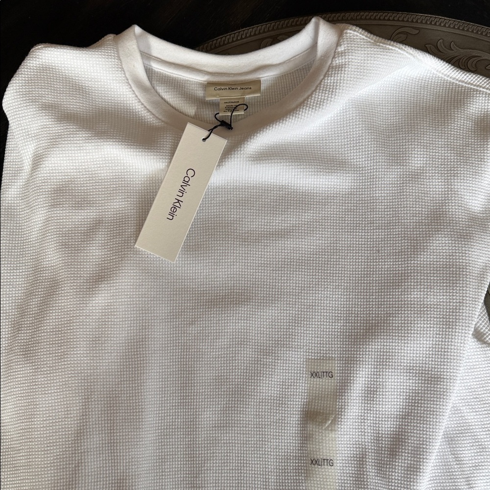 Calvin Klein Men's Long Sleeve White waffle top